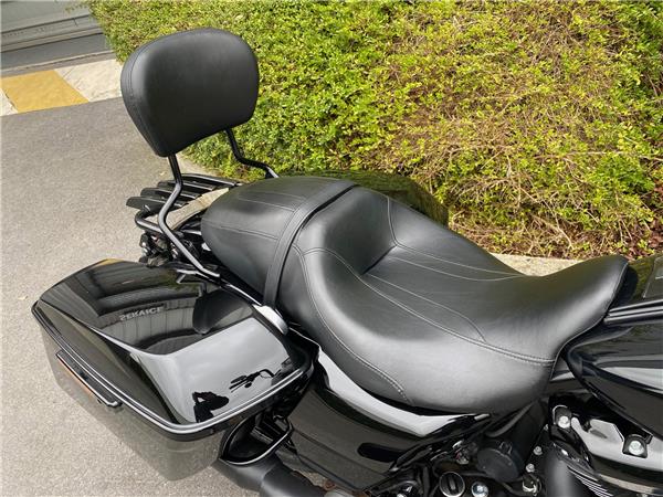 2021 HARLEY-DAVIDSON ROAD KING