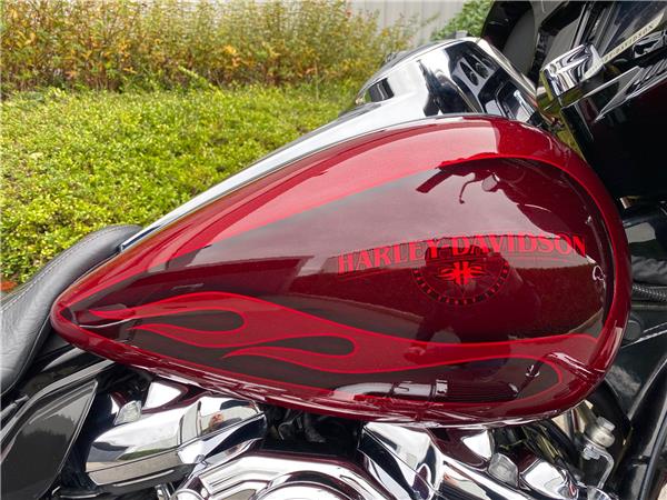 2017 HARLEY-DAVIDSON STREET GLIDE