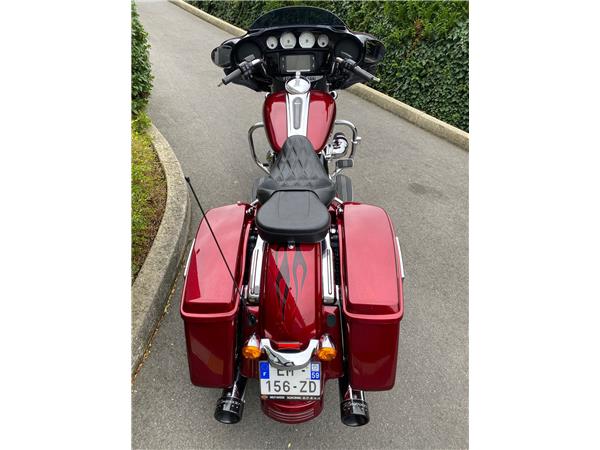 2017 HARLEY-DAVIDSON STREET GLIDE