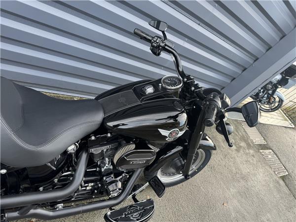 2016 HARLEY-DAVIDSON FAT BOY