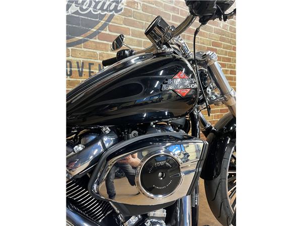 2025 HARLEY-DAVIDSON BREAKOUT