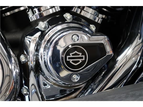 2025 HARLEY-DAVIDSON TOURING FLHXU STREET GLIDE ULTRA