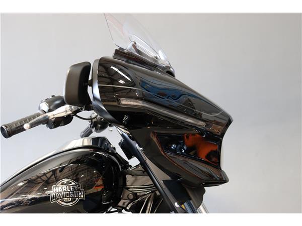 2025 HARLEY-DAVIDSON TOURING FLHXU STREET GLIDE ULTRA