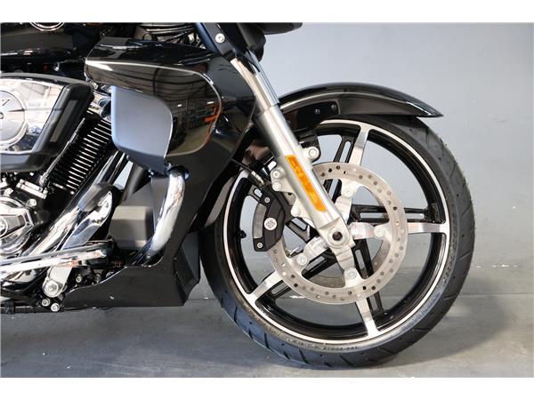 2025 HARLEY-DAVIDSON TOURING FLHXU STREET GLIDE ULTRA