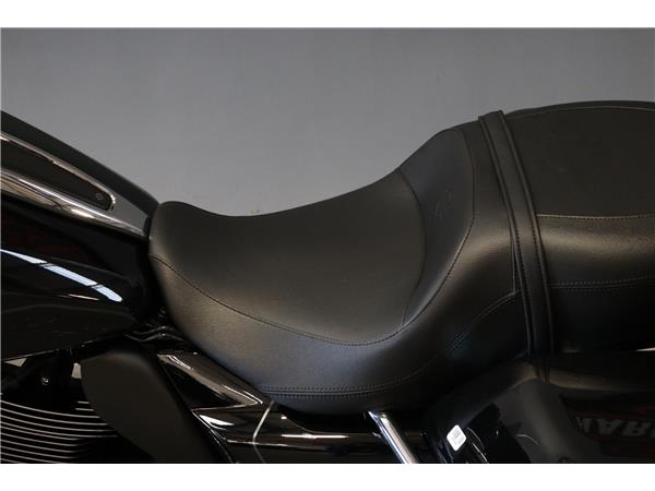 2025 HARLEY-DAVIDSON TOURING FLHXU STREET GLIDE ULTRA