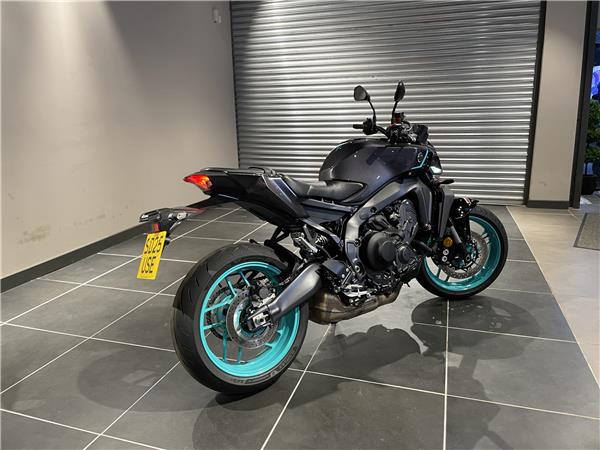 2025 Yamaha MT-09 Y-AMT