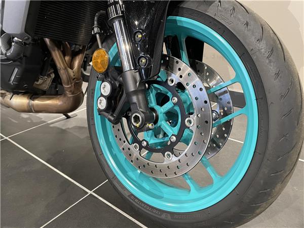 2025 Yamaha MT-09 Y-AMT