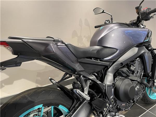 2025 Yamaha MT-09 Y-AMT