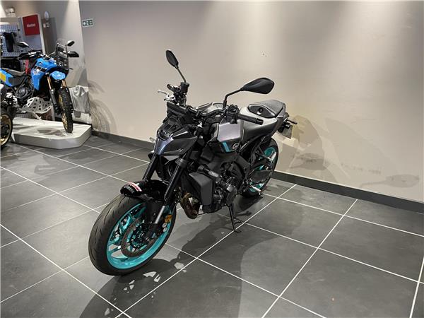 2025 Yamaha MT-09 Y-AMT