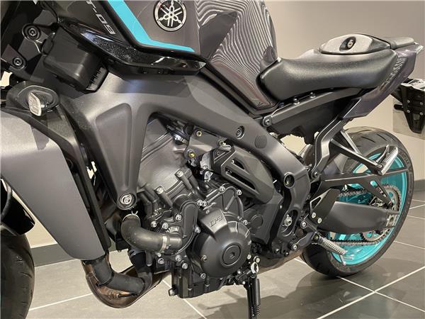 2025 Yamaha MT-09 Y-AMT