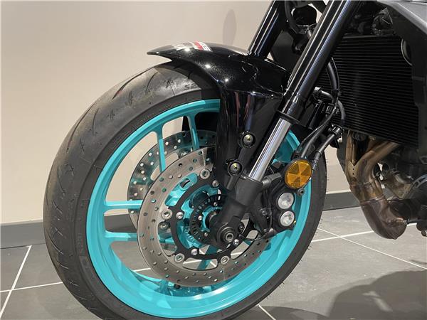 2025 Yamaha MT-09 Y-AMT