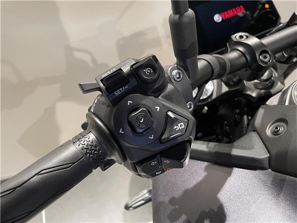 2025 Yamaha MT-09 Y-AMT