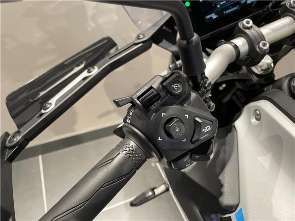 2025 Yamaha MT-07 Y-AMT