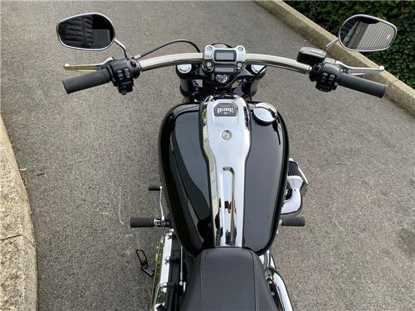 2024 HARLEY-DAVIDSON BREAKOUT