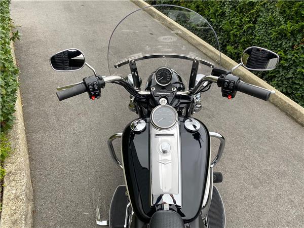 2025 HARLEY-DAVIDSON ROAD KING