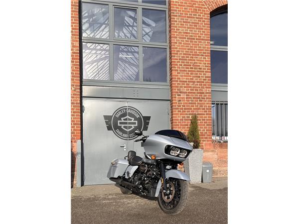 Road Glide Special BlackFinish 