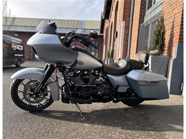 Road Glide Special BlackFinish 