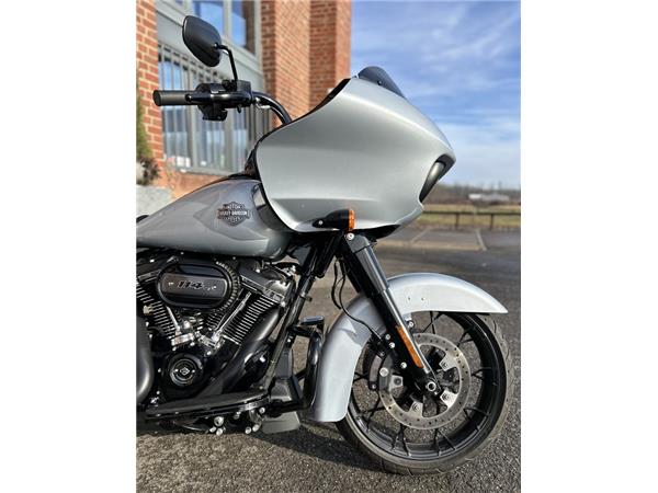 Road Glide Special BlackFinish 