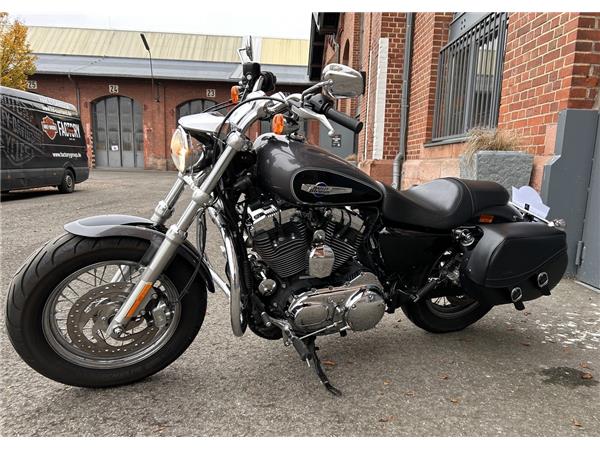 Sportster 1200 Custom 