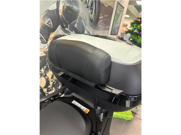 2025 Kawasaki Versys 1100