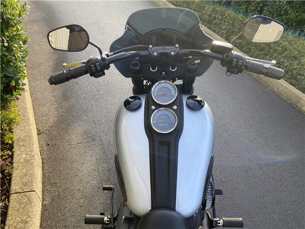 2019 HARLEY-DAVIDSON LOW RIDER
