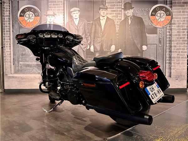 2022 HARLEY-DAVIDSON STREET GLIDE