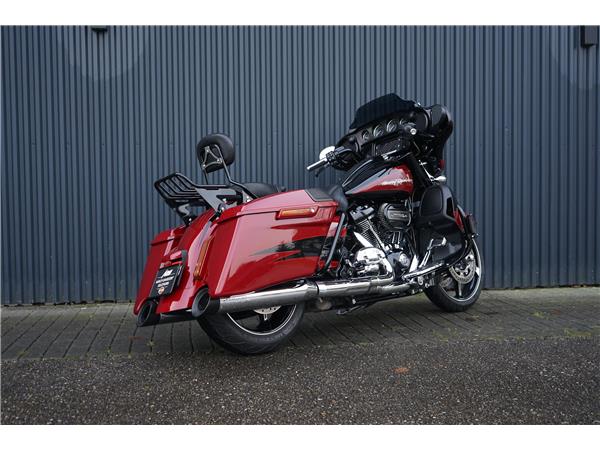 2017 harley-davidson FLHXSE Street Glide ABS CVO 114