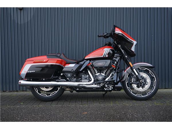 2025 harley-davidson FLHXSE Street Glide CVO 121