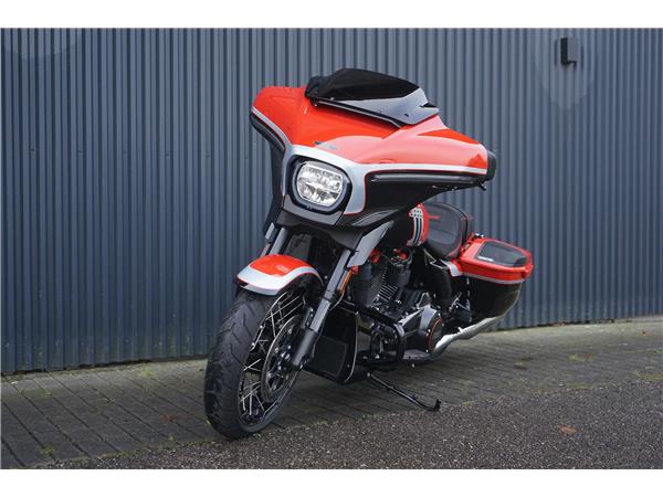 2025 harley-davidson FLHXSE Street Glide CVO 121