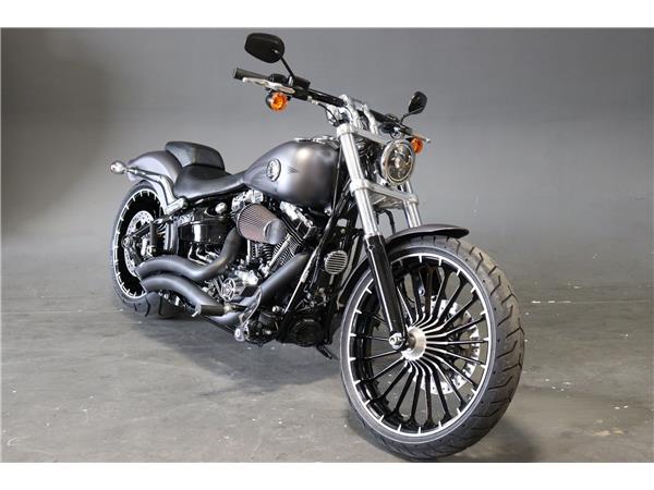 2017 HARLEY-DAVIDSON SOFTAIL FXSB BREAKOUT