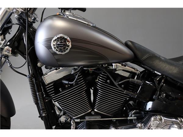 2017 HARLEY-DAVIDSON SOFTAIL FXSB BREAKOUT