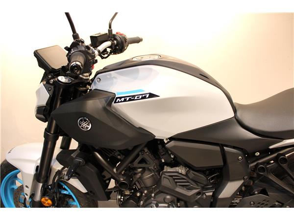 YAMAHA MT-07 Y-AMT(YAMAHA AUTOMATED MANUAL TRANSMISSION)
