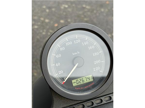 2012 HARLEY-DAVIDSON SPORTSTER 883