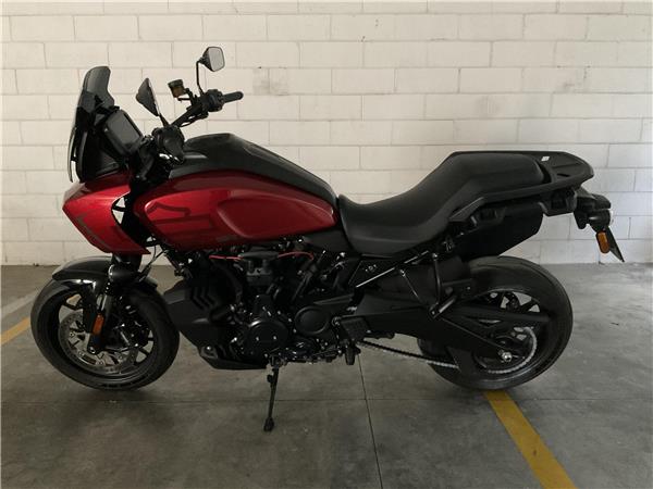 2025 Pan America 1250 ST