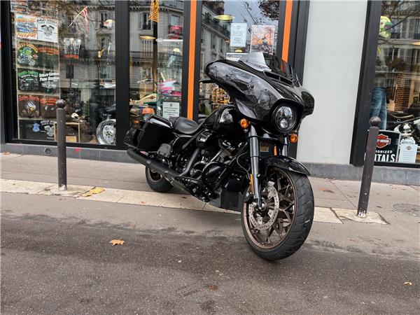 2022 HARLEY-DAVIDSON STREET GLIDE