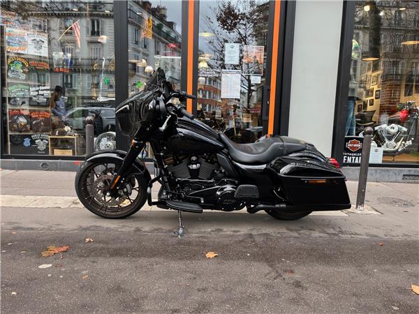 2022 HARLEY-DAVIDSON STREET GLIDE