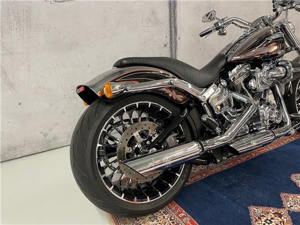 2014 harley-davidson FXSBSE 1801 CVO Softail Breakout
