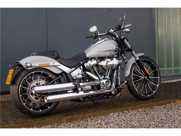 2024 Harley-Davidson Breakout 117