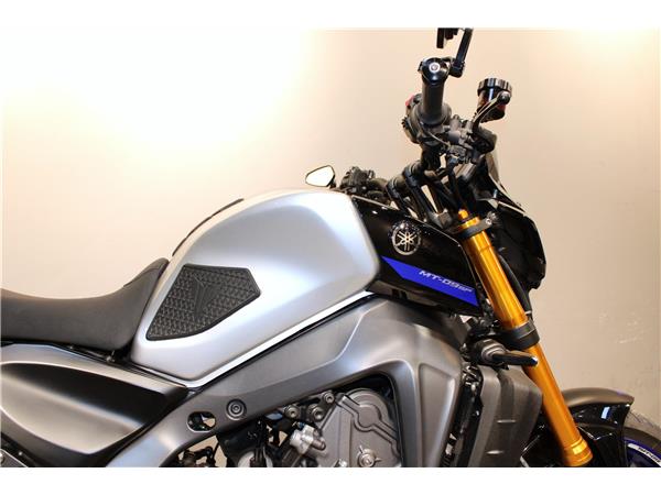 YAMAHA MT-09 SP