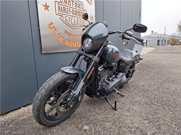 Softail FXLRS Low Rider S mit J&H Auspuff