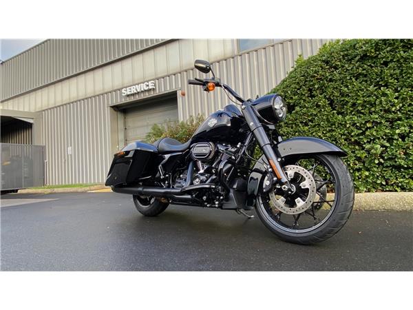 2025 HARLEY-DAVIDSON ROAD KING