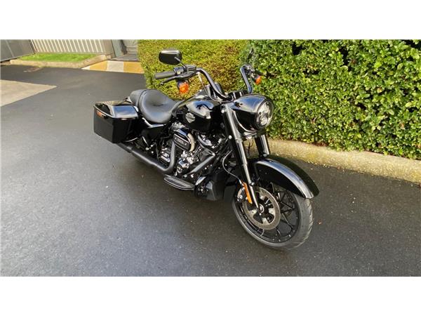 2025 HARLEY-DAVIDSON ROAD KING