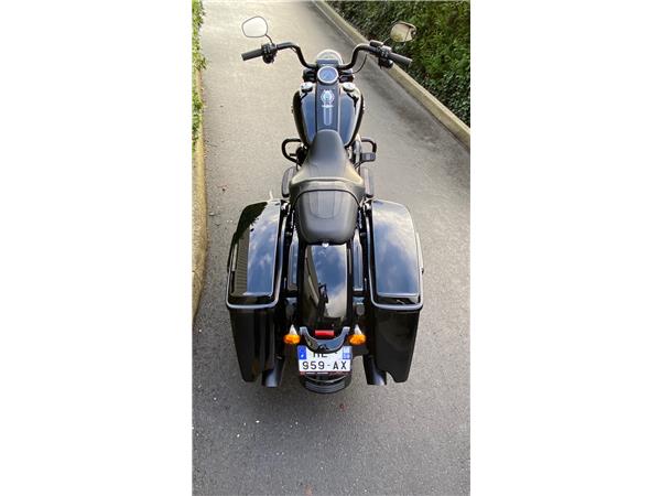 2025 HARLEY-DAVIDSON ROAD KING