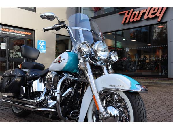2017 HARLEY-DAVIDSON SOFTAIL FLSTC HERITAGE SOFTAIL CLASSIC