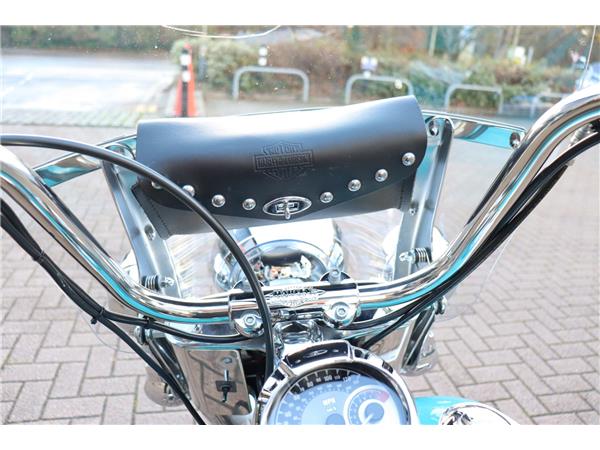 2017 HARLEY-DAVIDSON SOFTAIL FLSTC HERITAGE SOFTAIL CLASSIC