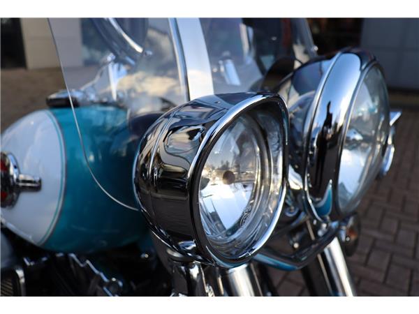 2017 HARLEY-DAVIDSON SOFTAIL FLSTC HERITAGE SOFTAIL CLASSIC