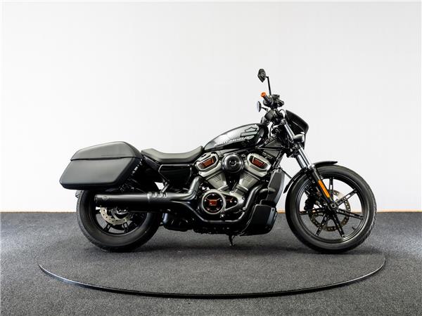 2022 Harley-Davidson RH975 Vivid Black