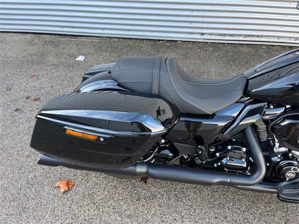 2024 Harley-Davidson Road Glide FLTRX