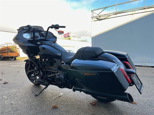 2024 Harley-Davidson Road Glide FLTRX