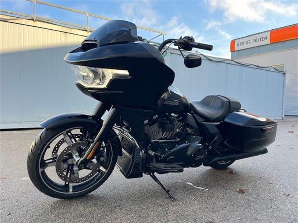 2024 Harley-Davidson Road Glide FLTRX